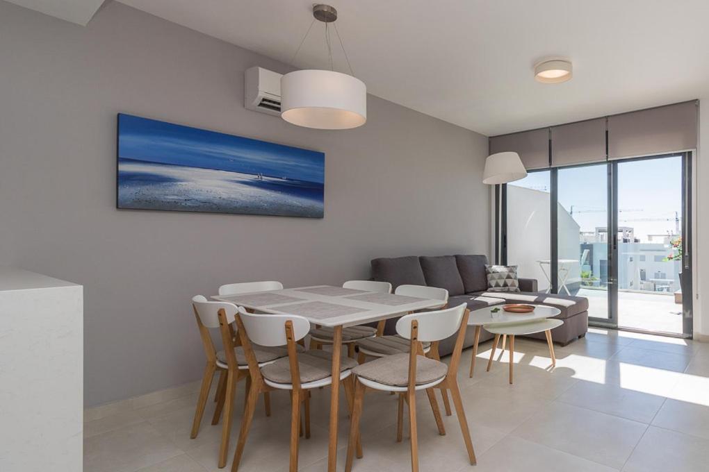 Calle Bullas Topfloor Lejlighed ตอร์เรเวียคา ภายนอก รูปภาพ