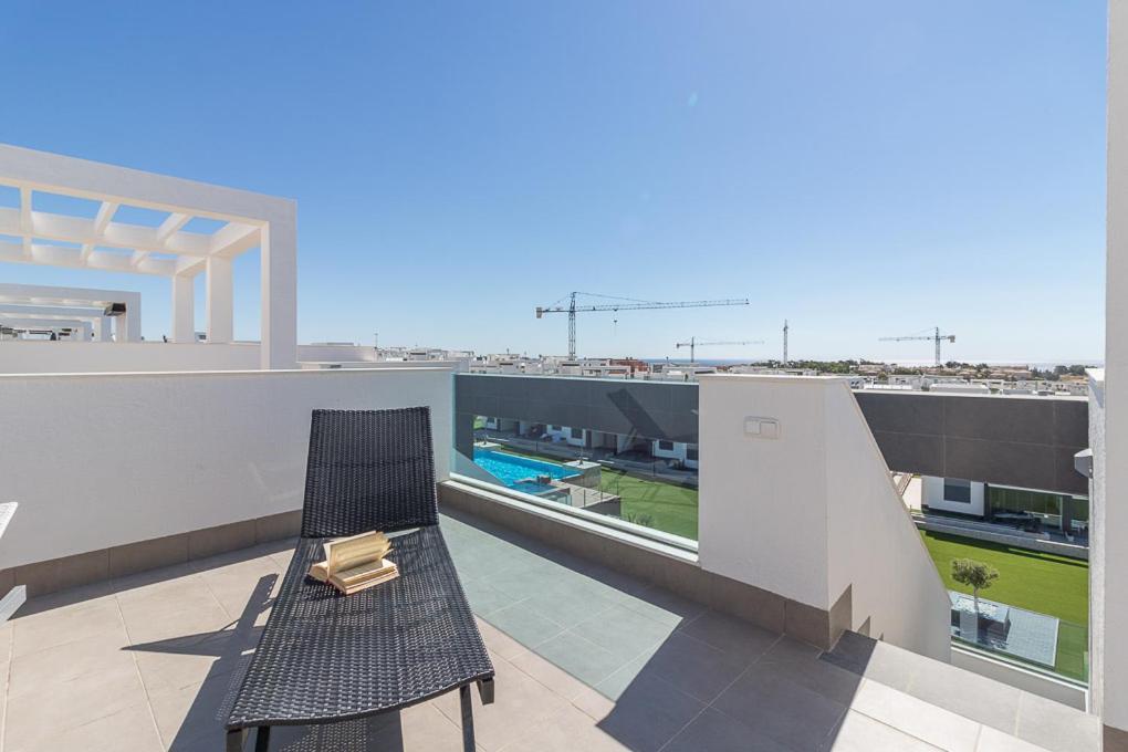 Calle Bullas Topfloor Lejlighed ตอร์เรเวียคา ภายนอก รูปภาพ